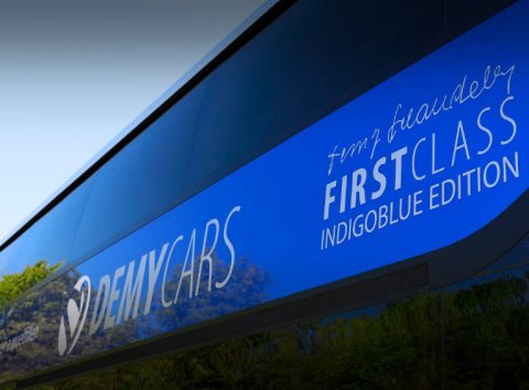 Drei Setra‑Reisebusse zum Jubiläum.