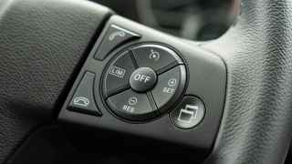 Adaptive Cruise Control (ACC) με Active Brake Assist 5 (ABA 5).